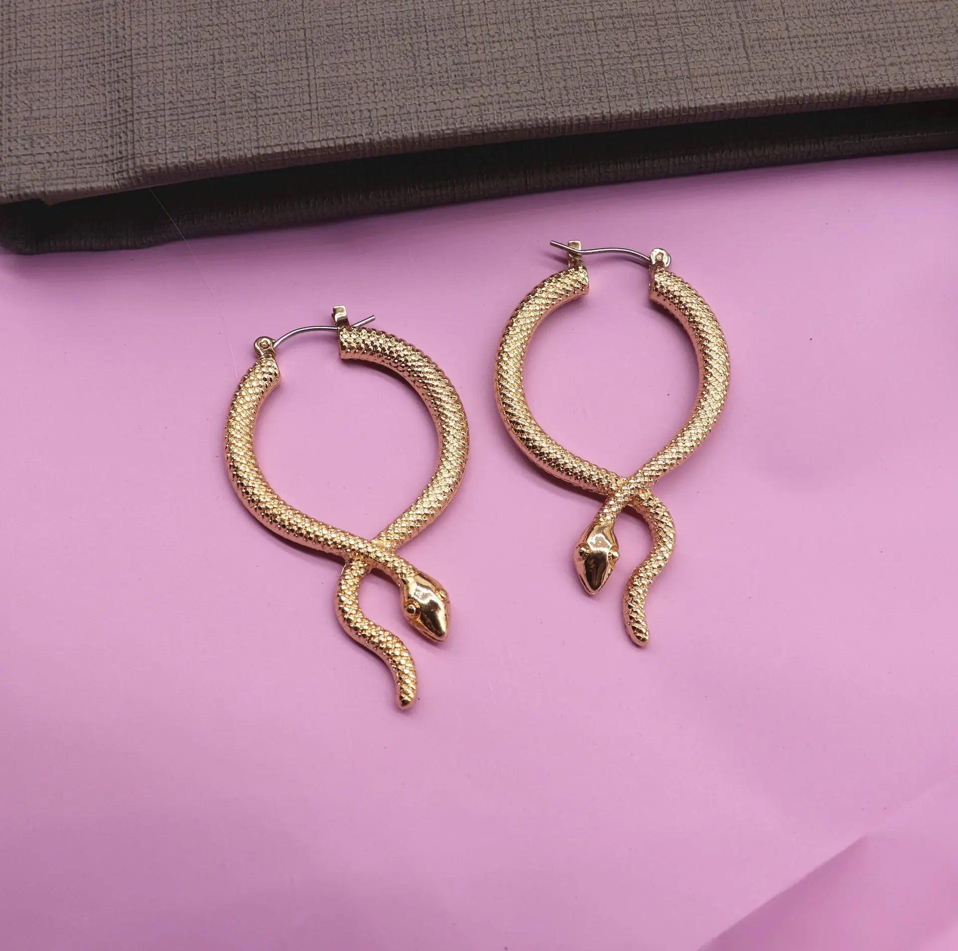 Hbc8cc930d5b74ce7ae973a22777ec288i